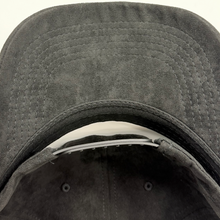 Cargar imagen en el visor de la galería, GORRA DIAMANTE CHECK