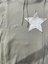 Cargar imagen en el visor de la galería, Star hoodie