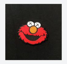 Cargar imagen en el visor de la galería, Elmo Kaws hoodie
