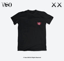 Cargar imagen en el visor de la galería, Kaws Red tee